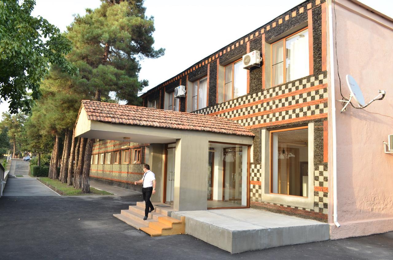 Evim Otel Zaqatala Exterior foto