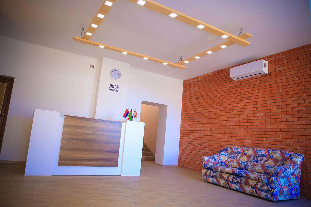 Evim Otel Zaqatala Exterior foto